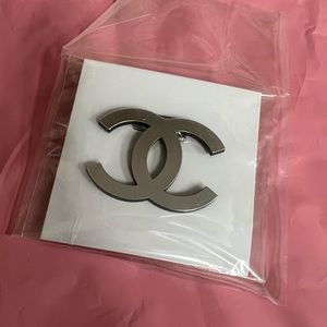 Double C pin (no offers)